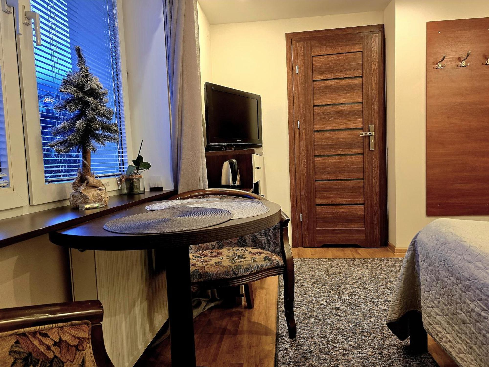 Bardzo Goscinne Homestay *