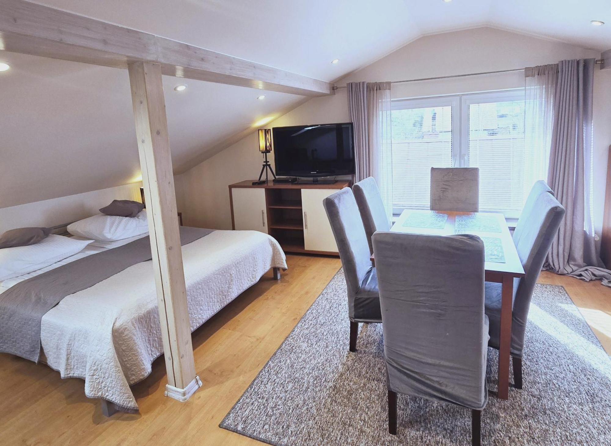Bardzo Goscinne Homestay *
